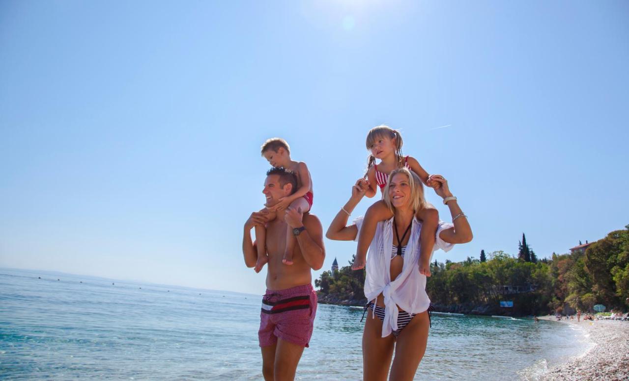 Campsite & Holiday Resort Медвея Екстериор снимка