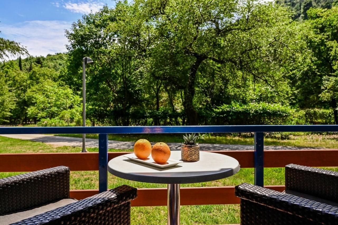Campsite & Holiday Resort Медвея Екстериор снимка